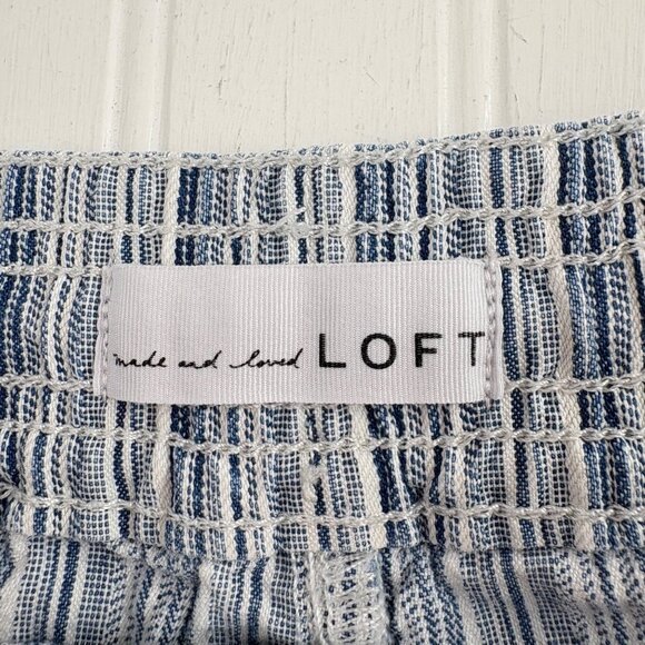 Loft Women's Striped Drawstring Shorts SIZE Small Pull On Elastic Waist - Picture 2 of 5